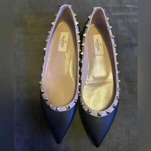 VALENTINO GARAVANI
"ROCKSTUD" BALLET FLATS